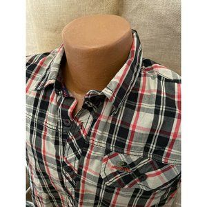 Mossy Oak Men's Plaid Short Sleeve Button‎ Down Red Black SMALL Shirt.
